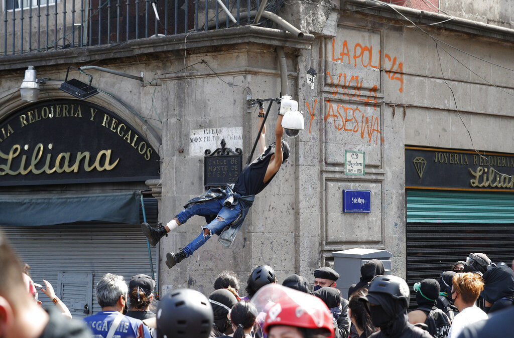 APTOPIX Mexico Protest